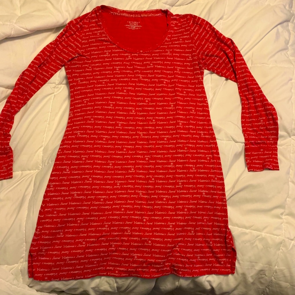 Victoria’s Secret Night shirt -Sz M